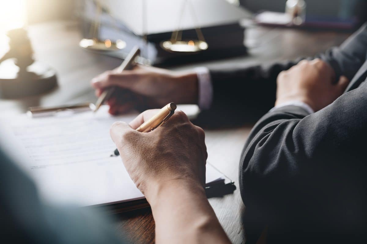 Professional Personal Injury attorneys will help you with the pros and cons of having a deadline to file your claim.